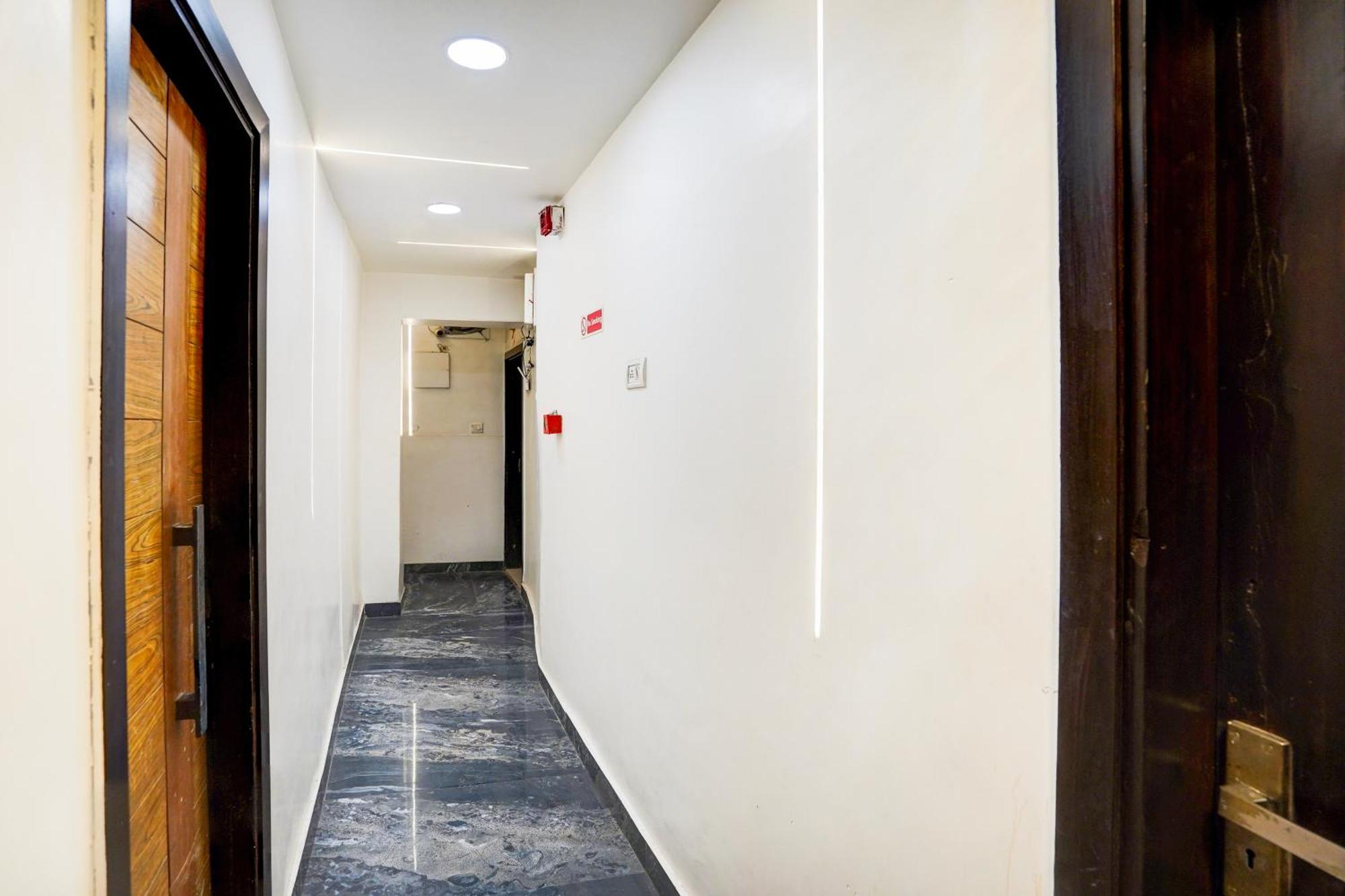 Hotel Jai Balaji, Paharganj, New Delhi Railway Station Экстерьер фото