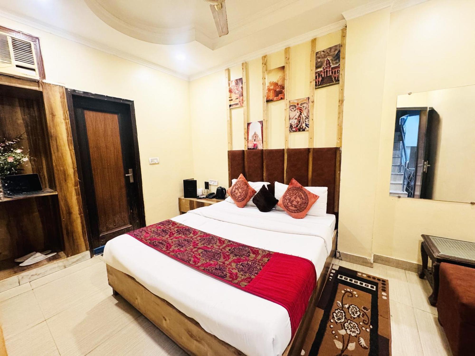 Hotel Jai Balaji, Paharganj, New Delhi Railway Station Экстерьер фото